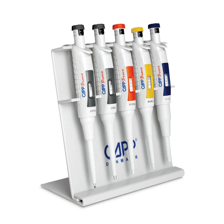 MICROPIPETAS EN KIT CAPP BRAVO INCLUYE 3 MICROPIPETAS BRAVO A ELECCIÓN, SOPORTE C-05, TRES RACKS DE PUNTAS CAPP EXPELL ESTÁNDAR Y TEMPORIZADOR - Mercalab